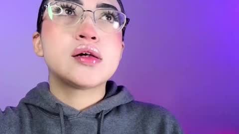   Please followme and rate me your thumbs up online show from 09-21-25, 05:58