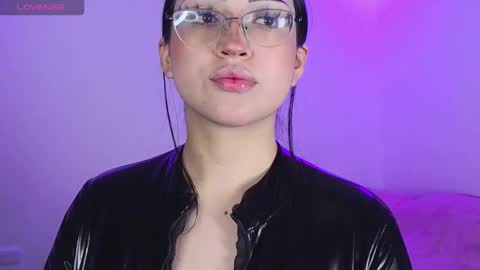   Please followme and rate me your thumbs up online show from 11-26-25, 11:50