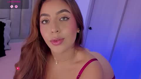 Snapshot of maddylennon chatting on 04-12-26, 12:15 Lina online show from 04-12-26, 12:15