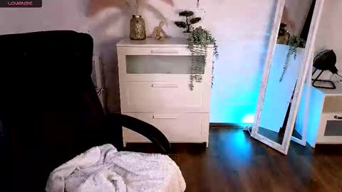 Maddy online show from 03-26-26, 01:28