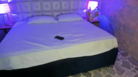 Snapshot of maddysexx_ chatting on 05-13-26, 11:40 Maddy online show from 05-13-26, 11:40
