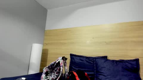 Snapshot of madelaine_blosson chatting on 03-06-26, 10:01 Madelaine online show from 03-06-26, 10:01