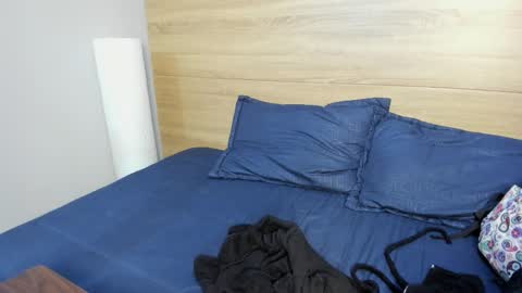 Snapshot of madelaine_blosson chatting on 03-09-26, 10:08 Madelaine online show from 03-09-26, 10:08