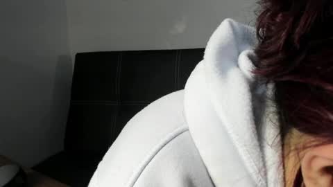 Madelaine  online show from 05-11-26, 10:21