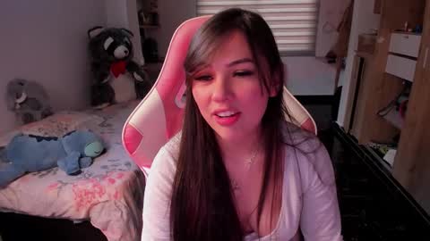 Emily     Only Fans  online show from 11-25-25, 10:10