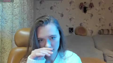 Snapshot of madeleinequincy chatting on 01-17-25, 04:49 madeleinequincy online show from 01-17-25, 04:49