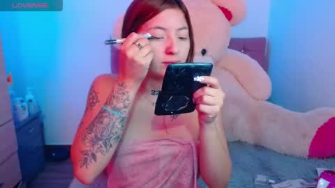 Snapshot of madelen_2 chatting on 06-02-26, 09:17 madelen_2 online show from 06-02-26, 09:17