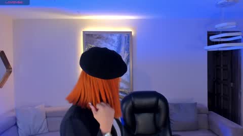 Madeline online show from 02-06-25, 09:22