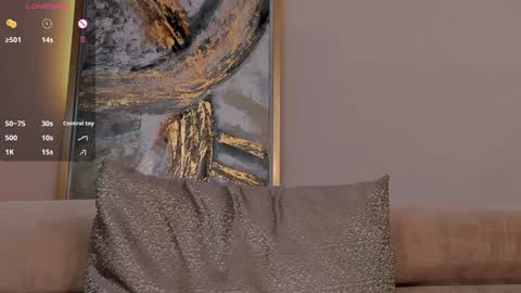 Madeline online show from 02-08-25, 11:24