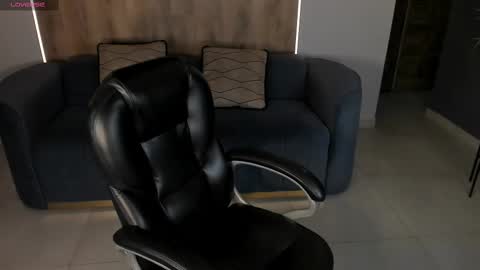 Madeline online show from 02-17-25, 08:30