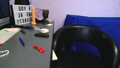 madelynvelure online show from 05-16-26, 10:36