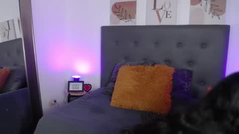 Madelein online show from 03-25-26, 02:39