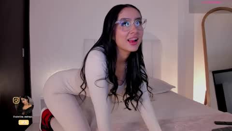 Valentina   1030   530  -  online show from 02-01-25, 08:08