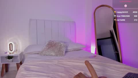 Valentina   1030   530  -  online show from 03-05-25, 08:43