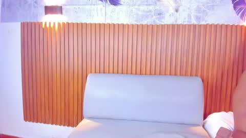 Madi online show from 06-18-26, 12:09