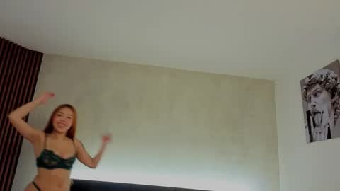 Snapshot of madison_little chatting on 03-02-26, 02:02 Melissa 700 1400 -5 online show from 03-02-26, 02:02