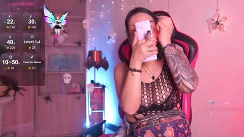 Madison   online show from 10-09-25, 01:20