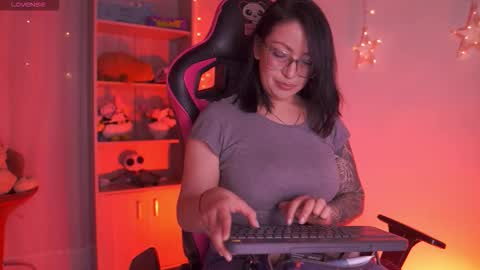 Madison   online show from 02-12-26, 02:12