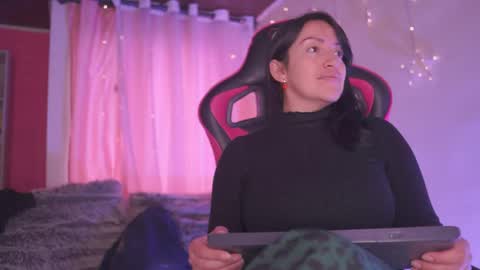 Madison   online show from 05-11-26, 12:22