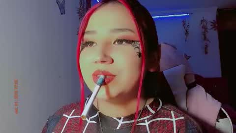 Snapshot of madison_x17 chatting on 10-31-25, 10:55 madso x17 online show from 10-31-25, 10:55