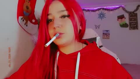 Snapshot of madison_x17 chatting on 12-21-25, 11:34 madso x17 online show from 12-21-25, 11:34