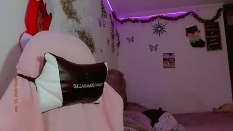 Snapshot of madison_x17 chatting on 01-11-26, 12:26 madso x17 online show from 01-11-26, 12:26