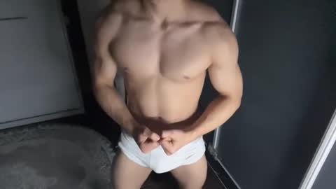 madisonboy2 online show from 11-08-25, 08:51