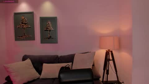 Snapshot of madisoncollinsx chatting on 11-09-25, 05:44 Maddi Collins online show from 11-09-25, 05:44