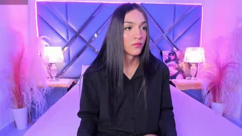 Maddi online show from 05-15-26, 05:42