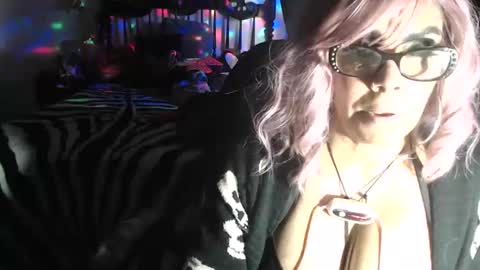 Snapshot of madisonjayde77 chatting on 12-04-24, 06:11 MadisonJayde online show from 12-04-24, 06:11