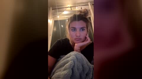 madisonlubbe2 online show from 05-07-26, 05:02