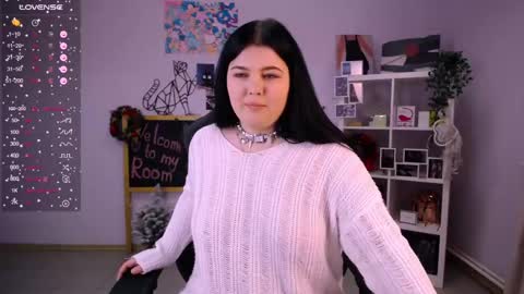 Snapshot of madisonmongomery chatting on 12-26-24, 02:16 madisonmongomery online show from 12-26-24, 02:16