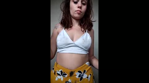 Snapshot of madisonthomas18 chatting on 05-27-26, 07:22 My name is madi Lushdomi is activeThere are legends that in this room all your wishes can come true Private is Open online show from 05-27-26, 07:22