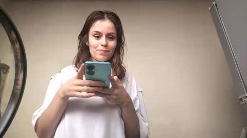 Snapshot of madisonthomas18 chatting on 05-29-26, 05:44 My name is madi Lushdomi is activeThere are legends that in this room all your wishes can come true Private is Open online show from 05-29-26, 05:44