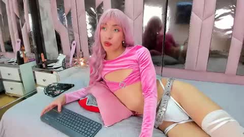  Madison  online show from 01-26-25, 01:15