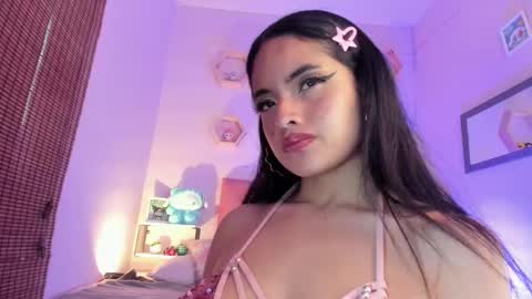 Snapshot of madissonborch chatting on 10-01-25, 11:38 Rouse online show from 10-01-25, 11:38