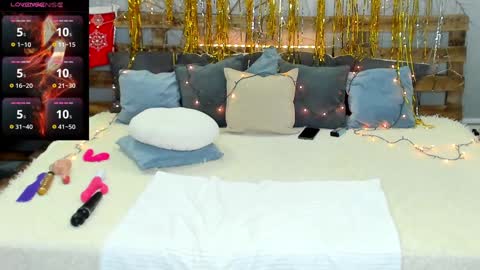 Madisson online show from 12-14-24, 05:07