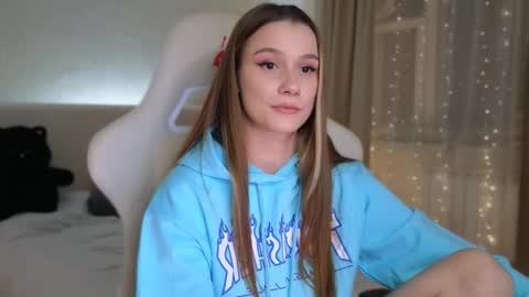Madi Soon online show from 03-04-25, 05:34