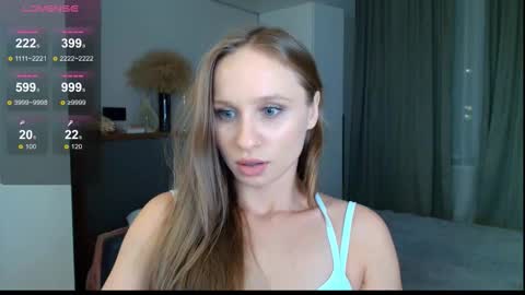 Snapshot of madlen_new chatting on 09-21-25, 05:14 Madlen online show from 09-21-25, 05:14