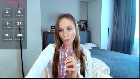 Snapshot of madlen_new chatting on 10-26-25, 07:47 Madlen online show from 10-26-25, 07:47