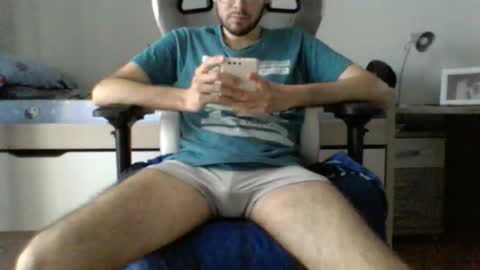 Snapshot of madmike_92 chatting on 09-21-25, 05:25 madmike_92 online show from 09-21-25, 05:25