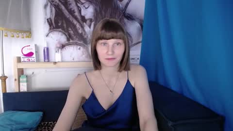Elizabeth online show from 12-04-24, 04:43