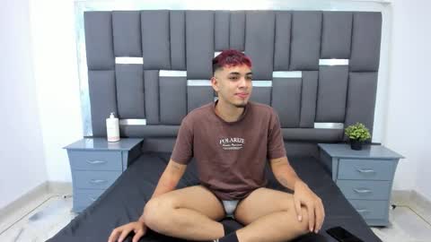 Snapshot of madsenblack chatting on 10-11-25, 12:26 madsenblack online show from 10-11-25, 12:26