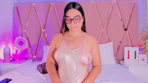 Mady James online show from 11-21-25, 02:05