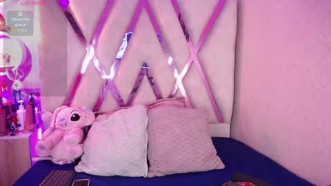 Snapshot of madyson_hill chatting on 04-30-26, 12:00 Madyson online show from 04-30-26, 12:00