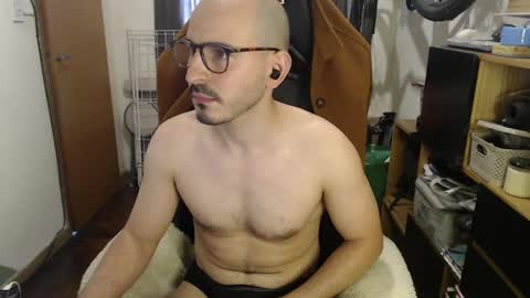 Snapshot of madziula chatting on 10-09-25, 07:01 Peter online show from 10-09-25, 07:01