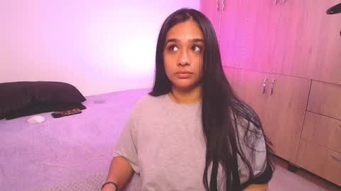 Snapshot of mae_nathan chatting on 09-09-25, 02:16 mae and nathan online show from 09-09-25, 02:16