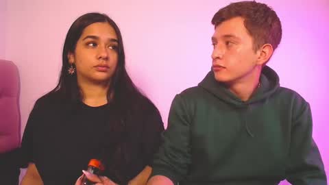 Snapshot of mae_nathan chatting on 09-23-25, 11:35 mae and nathan online show from 09-23-25, 11:35