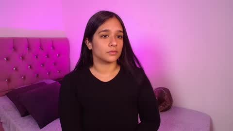 Snapshot of maeena chatting on 05-25-26, 06:25 maeena online show from 05-25-26, 06:25