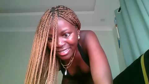 Snapshot of maelys_ta chatting on 06-17-26, 01:56 maelys_ta online show from 06-17-26, 01:56